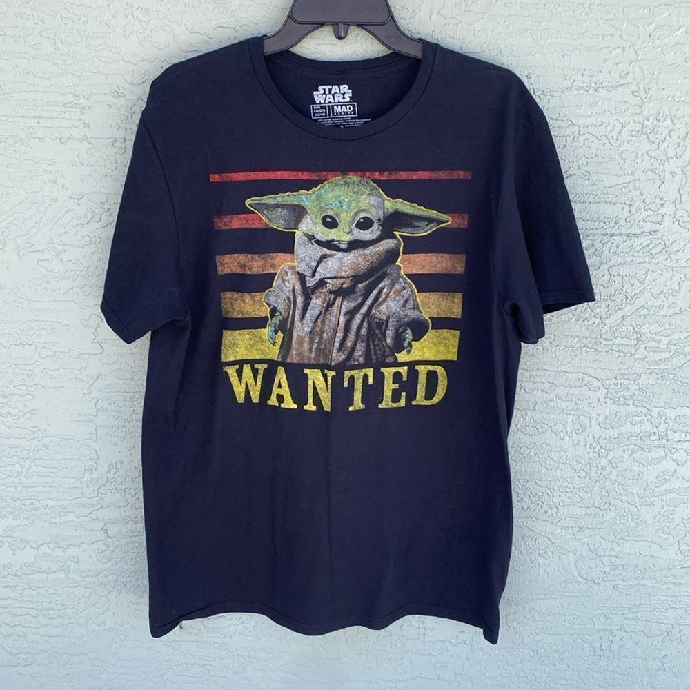 Star Wars The Mandalorian Baby Yoda Shirt Wanted Sz L T-shirt